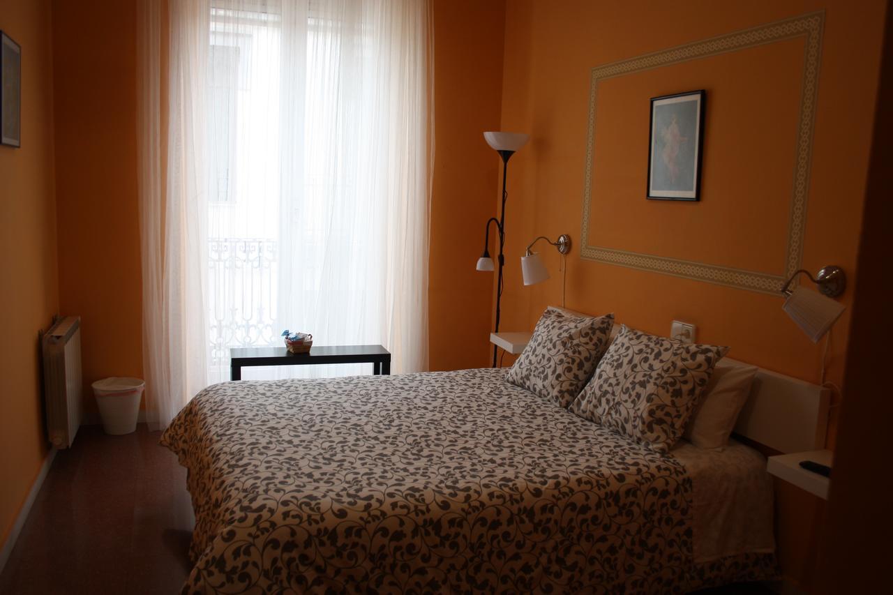 B&B "Domus Atilia" Сагунто Экстерьер фото